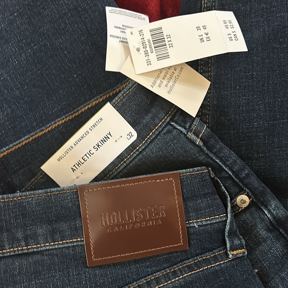 Hollister athletic skinny jeans - Picture 2 of 3